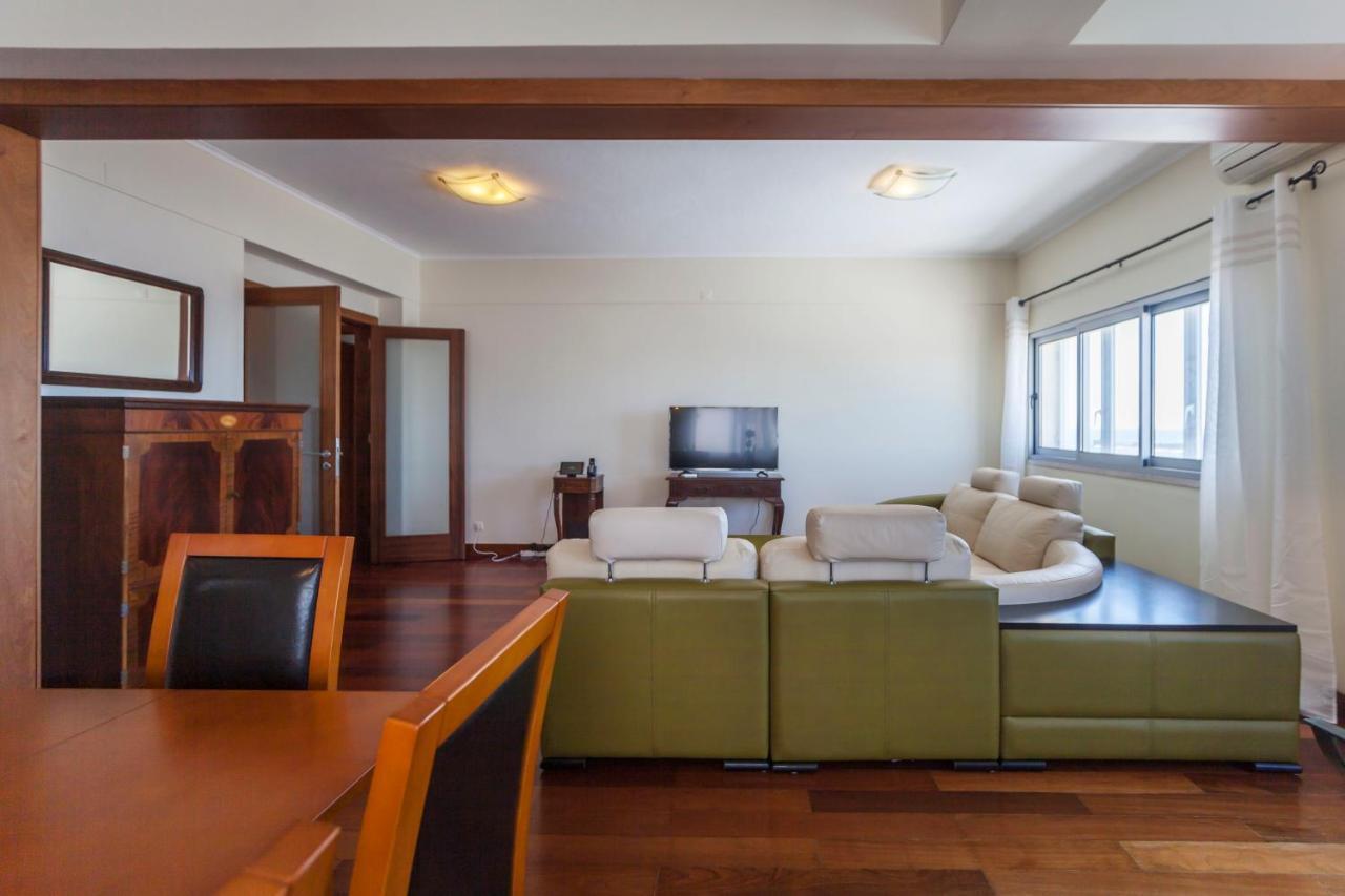Deluxe Marina Apartment Ponta Delgada Exterior foto